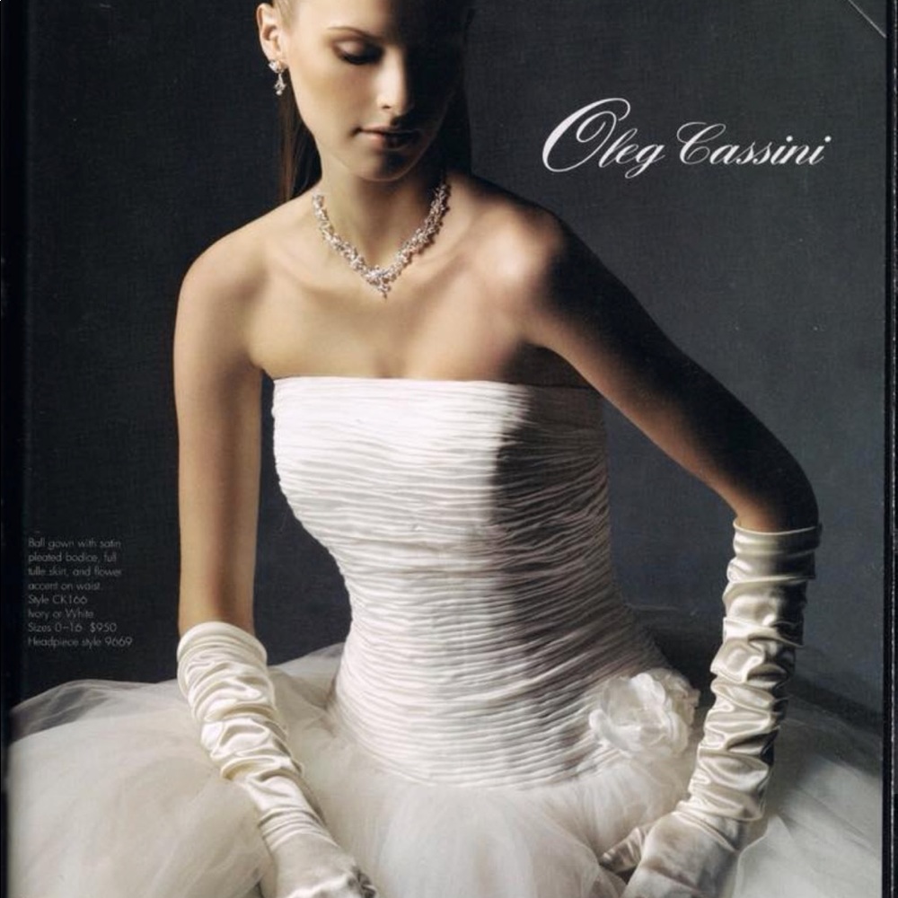 Oleg Cassini ball gown wedding dress, ivory tulle